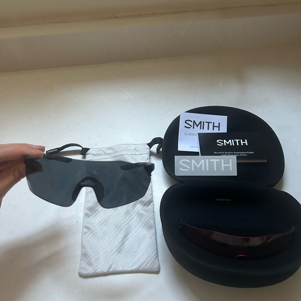 SMITH Dark Lens Sunglasses with Case